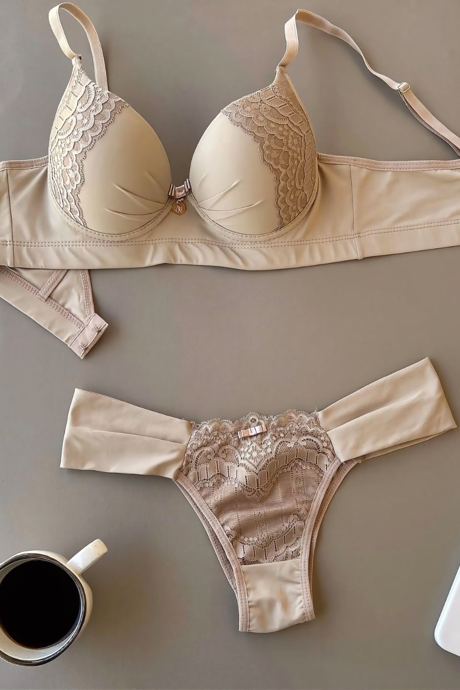 Lace Set with Reinforced Support Band
